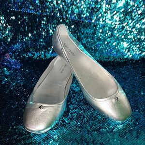 Kate Spade Silver Metallic Flats
